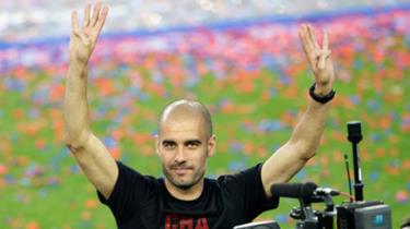 HLV Pep Guardiola, nhà quản trị tài ba của “doanh nghiệp” Barcelona.