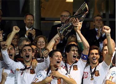 U21 Tây Ban Nha vô địch châu Âu đầy thuyết phục.