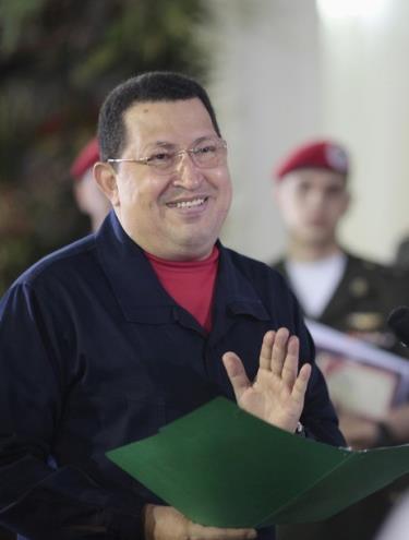 Tổng thống Hugo Chavez sẽ tái tranh cử trong cuộc bầu cử 7/10 tới đây. (Ảnh ông Chavez trong cuộc họp Hội đồng các bộ trưởng ở phủ tổng thống ngày 4/6 vừa qua)
