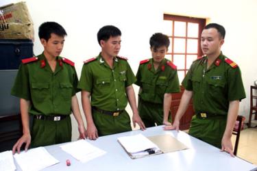 Công an Văn Chấn triển khai phương án tấn công tội phạm.
