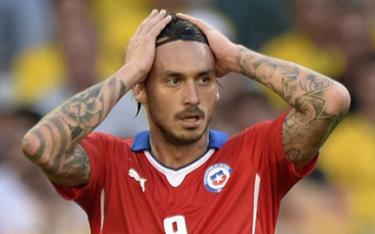 Cầu thủ Pinilla, người đã tố Giám đốc truyền thông của LĐBĐ Brazil hành hung mình.
