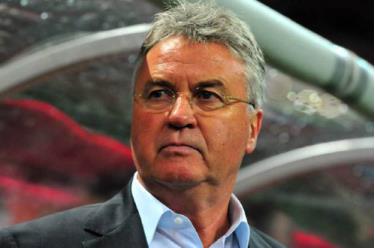 Huấn luyện viên Guus Hiddink.