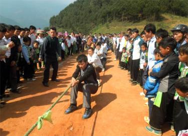 Các tổ chức công đoàn cơ sở huyện Trạm Tấu thường xuyên quan tâm, đẩy mạnh hoạt động thể thao phong trào. 
