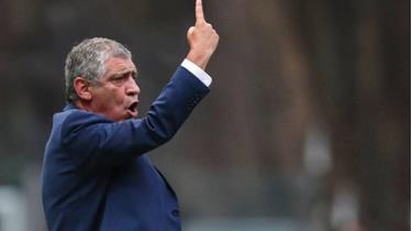 HLV Fernando Santos quyết định để một số cựu binh ở nhà, và trao cơ hội cho các cầu thủ trẻ tham dự World Cup 2018.
