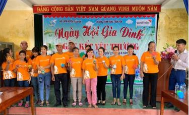 Một buổi sinh hoạt vui vẻ, đầm ấm của CLB “Gia đình hạnh phúc” thuộc Chi hội Phụ nữ thôn Quyết Tiến, xã Y Can, huyện Trấn Yên.