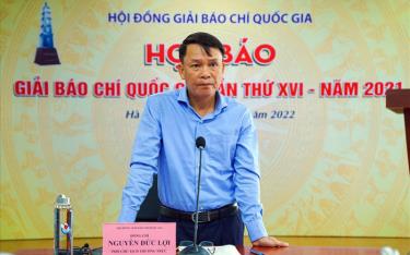 Phó Chủ tịch Thường trực Hội Nhà báo Việt Nam Nguyễn Đức Lợi thông tin về giải tại họp báo.