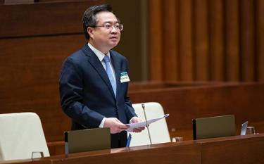 Bộ trưởng Bộ Xây dựng Nguyễn Thanh Nghị tiếp thu, giải trình làm rõ một số vấn đề đại biểu Quốc hội nêu.