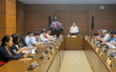 Bí thư Tỉnh ủy Đỗ Đức Duy - Trưởng đoàn đại biểu Quốc hội tỉnh Yên Bái phát biểu thảo luận về Luật Tài nguyên nước (sửa đổi)