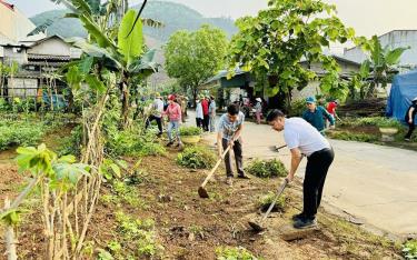 Lãnh đạo thành phố Yên Bái tham gia chương trình