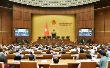 Quang cảnh phiên họp Quốc hội sáng 17-6