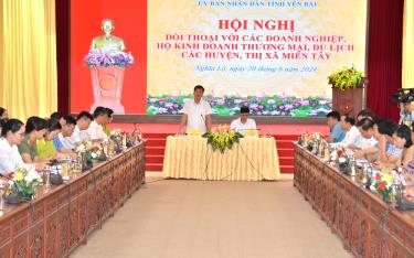 Đồng chí Ngô Hạnh Phúc - Ủy viên Ban Thường vụ Tỉnh ủy, Phó Chủ tịch UBND tỉnh phát biểu tại Hội nghị.