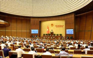 Quốc hội thông qua toàn văn Nghị quyết về phê chuẩn quyết toán ngân sách nhà nước năm 2022.