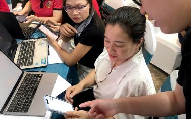 Officials, civil servants, workers, and businesses in Yen Bai are actively enhancing their AI knowledge and skills to lay a solid foundation for effective application in work and management.