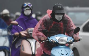 Miền Bắc có mưa giông, giảm nhiệt mạnh.