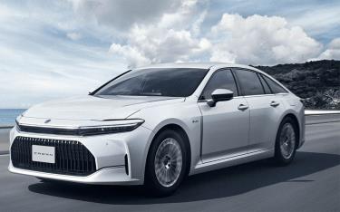 Toyota Crown.