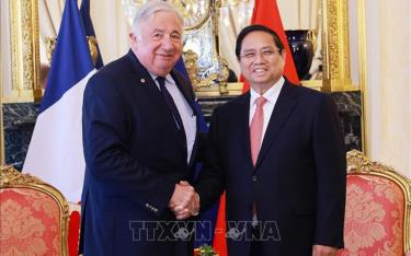 Thủ tướng Phạm Minh Chính hội kiến Chủ tịch Thượng viện Pháp Gerard Larcher.