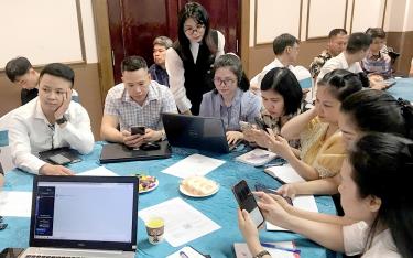 Các doanh nghiệp tham gia tập huấn ứng dụng công nghệ trí tuệ nhân tạo (AI) trong hoạt động của doanh nghiệp do Sở Khoa học và Công nghệ tỉnh tổ chức tháng 5/2025.