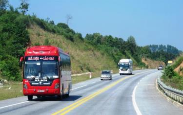 Phương tiện lưu thông trên đoạn cao tốc đăng nhập dafabet-Lào Cai thuộc tuyến cao tốc Nội Bài-Lào Cai.