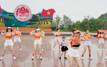 People of Yen Bai actively participate in physical exercise and sports to improve their health.
