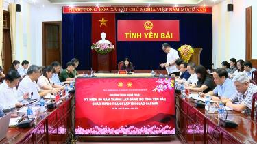 Quang cảnh buổi họp.