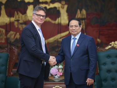 Thủ tướng Phạm Minh Chính tiếp ông Antoine Colin - Phó Chủ tịch cấp cao, phụ trách toàn cầu về chuyển đổi số và chuỗi cung ứng của Tập đoàn HP (Hoa Kỳ).