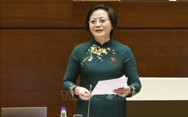 Bộ trưởng Bộ Nội vụ Phạm Thị Thanh Trà.