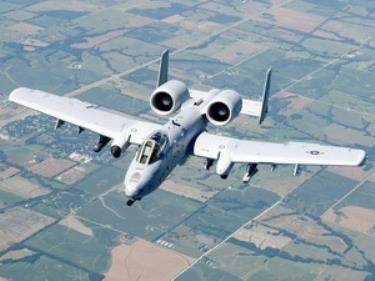 Máy bay tấn công A-10 Thunderbolt II.