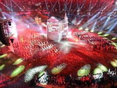Toàn cảnh sân vận động Olympic trong lễ khai mạc. Ảnh TTXVN