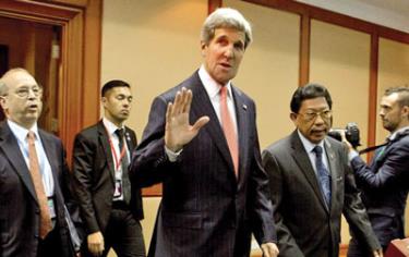 Ngoại trưởng Mỹ John Kerry tới dự Hội nghị AMM giữa ASEAN và Mỹ tại Brunei.
