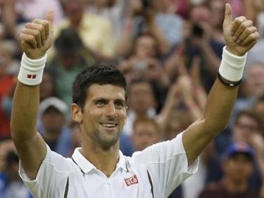 Djokovic thắng vất vả Del Potro để vào chung kết Wimbledon - ảnh Reuters.