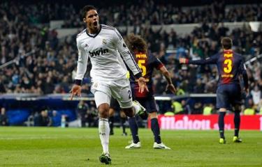 Bí mật đằng sau vụ Real mua thần đồng VaraneSo sánh thần đồng Varane với các bậc tiền bối 
