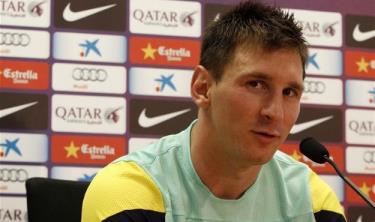 Messi trong cuộc họp báo