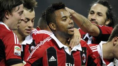 Robinho trong mùa áo Milan.