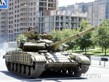 Xe quân sự của lực lượng biểu tình ở thành phố miền đông Donetsk ngày 21/7.