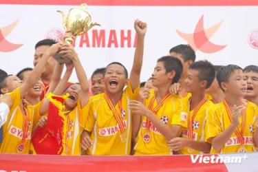 Danh hiệu này mang về một chuyến đi Nhật Bản cùng với 400 triệu đồng tiền thưởng cho những cậu bé xứ Nghệ.