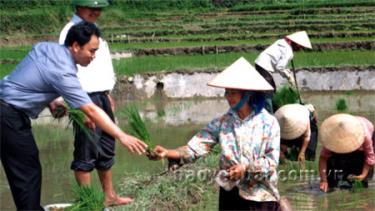 Gần dân, sát dân là yếu tố quan trọng góp phần nâng cao năng lực lãnh đạo của tổ chức cơ sở Đảng.
