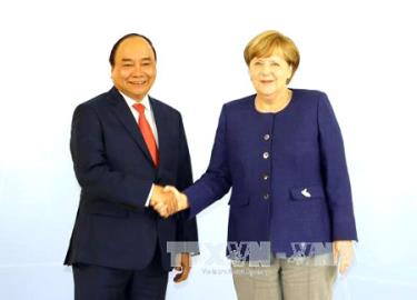 Thủ tướng Nguyễn Xuân Phúc và Thủ tướng Angela Merkel.