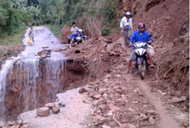 Người dân Bái cần đề phòng lũ quét và sạt lở đất. (Ảnh minh họa)