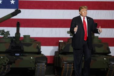 Tổng thống Mỹ Donald Trump dự một sự kiện tại nhà máy sản xuất xe tăng Lima ở bang Ohio hôm 20-3-2019.