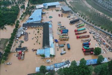 Cảnh ngập lụt sau những trận mưa lớn tại An Huy, Trung Quốc, ngày 7/7/2020.