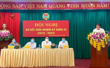 Đồng chí Tạ Văn Long - Phó Bí thư Thường trực Tỉnh ủy phát biểu chỉ đạo tại Hội nghị.