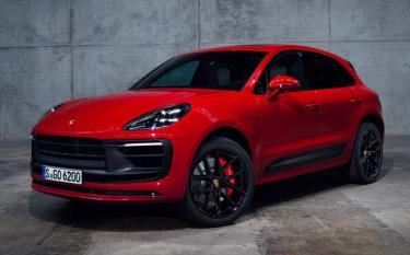 Porsche Macan 2022 tăng sức mạnh, chào giá từ 1,3 tỷ đồng.