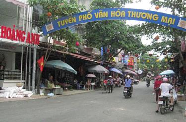 Thương mại, dịch vụ là một trong những thế mạnh phát triển kinh tế của phường Trung Tâm, góp phần thực hiện hiệu quả Cuộc vận động “Toàn dân đoàn kết xây dựng nông thôn mới, đô thị văn minh”.