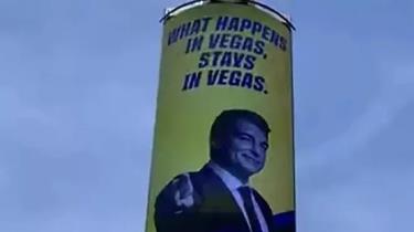 Laporta đặt quảng cáo ở Las Vegas.