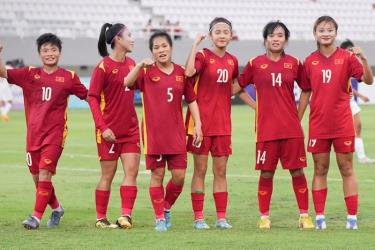 Thầy trò huấn luyện viên Akira Ijiri giành vé vào chung kết U19 nữ Đông Nam Á 2023. (Ảnh: VFF)