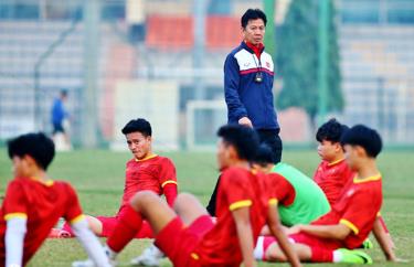 Đội tuyển U23 Việt Nam lấy cầu thủ U20 làm lực lượng chủ lực để chuẩn bị cho giải Đông Nam Á.