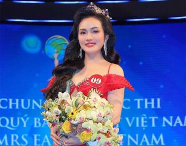 Tân hoa hậu cuộc thi Hoa hậu Quý bà Trái đất Việt Nam (Mrs Earth Vietnam 2024)- Vũ Thị Hoa.