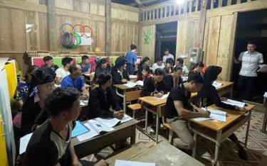 Công tác phổ cập dafabet và xóa mù chữ luôn được các địa phương chú trọng.