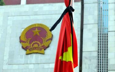 Các cơ quan, đơn vị trên địa bàn tỉnh treo cờ rủ có dản băng đen dafabet com không tổ chức hoạt động vui chơi, giải trí công cộng