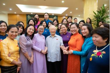 Tổng Bí thư Nguyễn Phú Trọng gặp mặt thân mật các nữ đại biểu Quốc hội khóa XV nhân dịp kỷ niệm 15 năm ngày thành lập Nhóm nữ đại biểu Quốc hội Việt Nam (15/5/2008 - 15/5/2023).